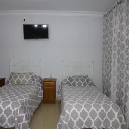 Virgen Del Rocio Hostal Los Palacios Y Villafranca